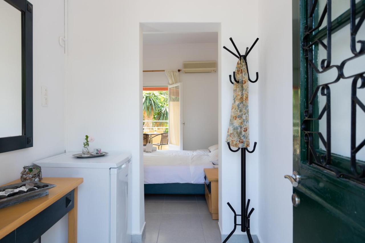 Wilde Rose Hotel Dassia  Eksteriør billede
