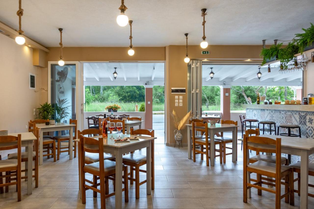 Wilde Rose Hotel Dassia  Eksteriør billede