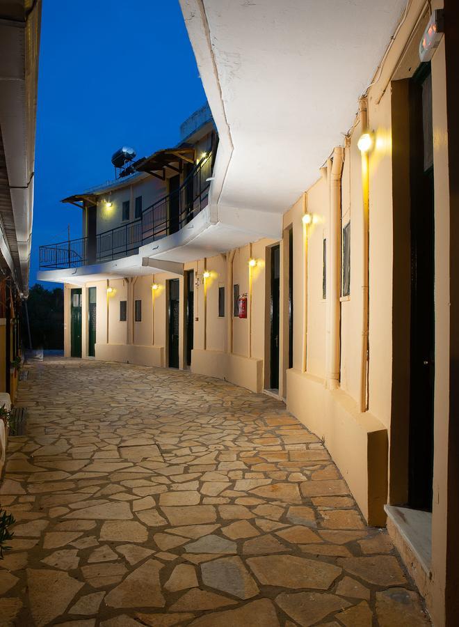 Wilde Rose Hotel Dassia  Eksteriør billede